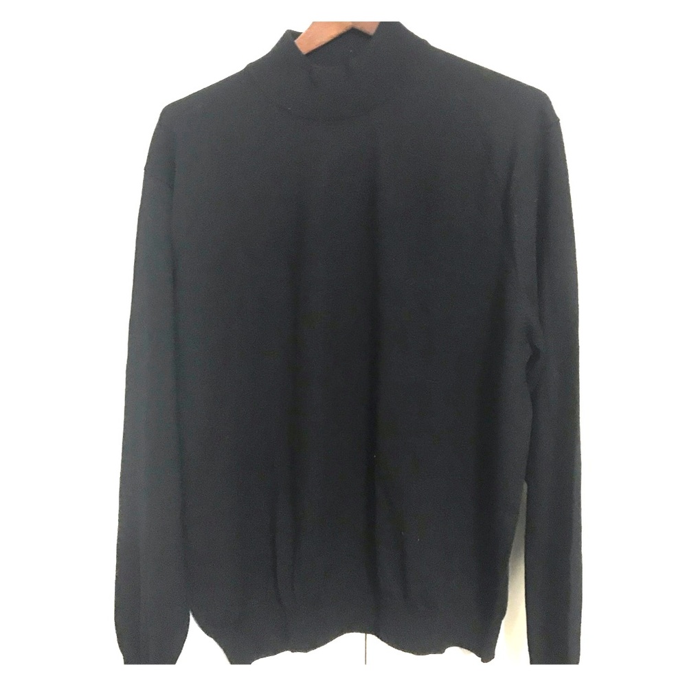 Men’s Large Club Room Turtleneck Sweater